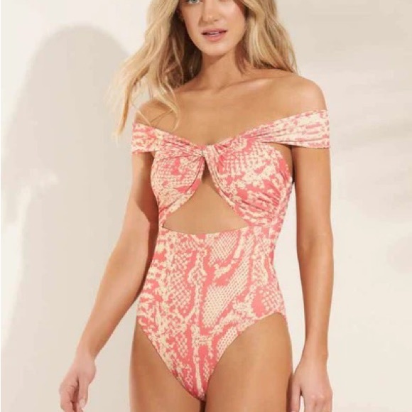 Maaji Other - MAAJI REVERSIBLE MULTI-WAY CHEEKY CUT CONVERTIBLE ONE PIECE